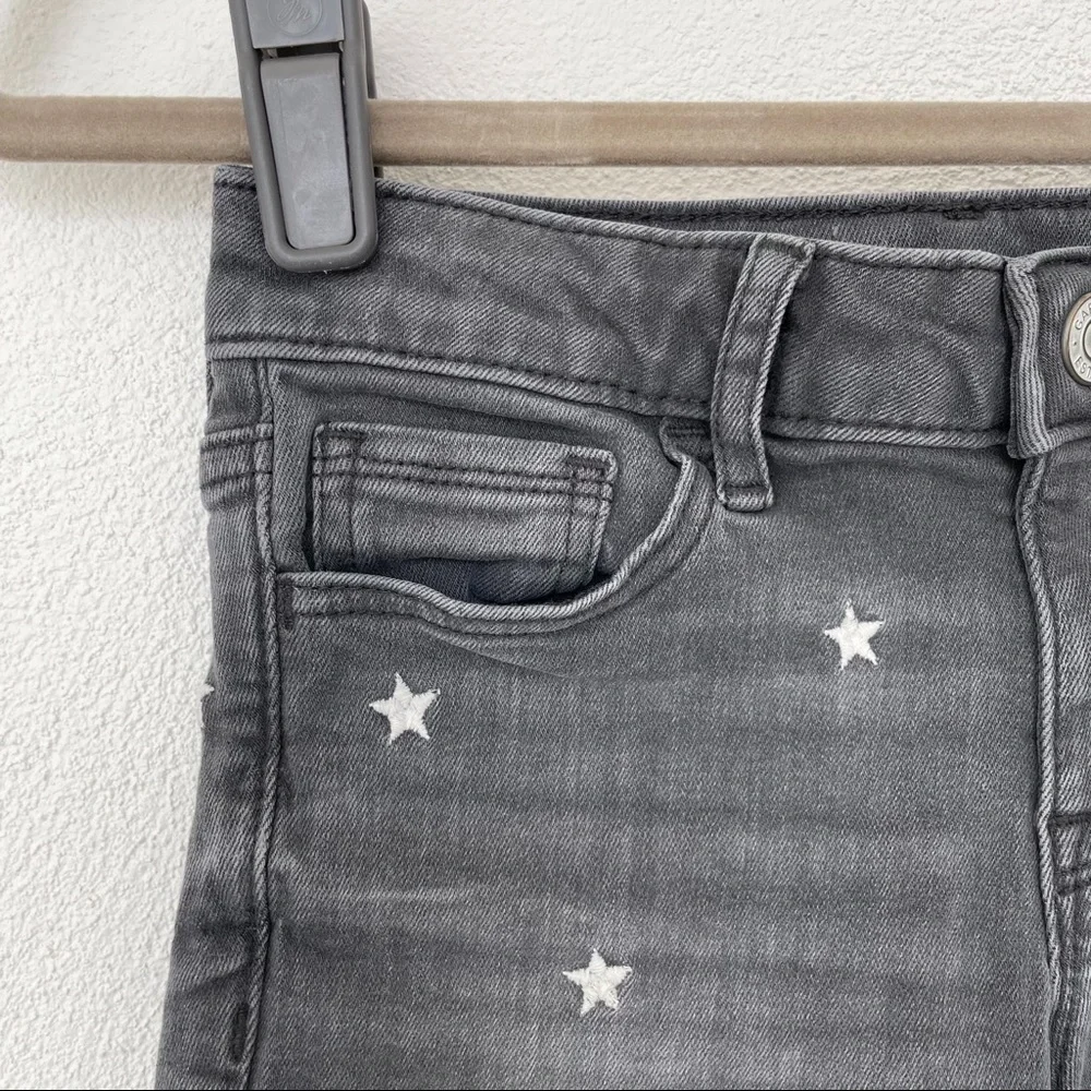 GAP star embroidered